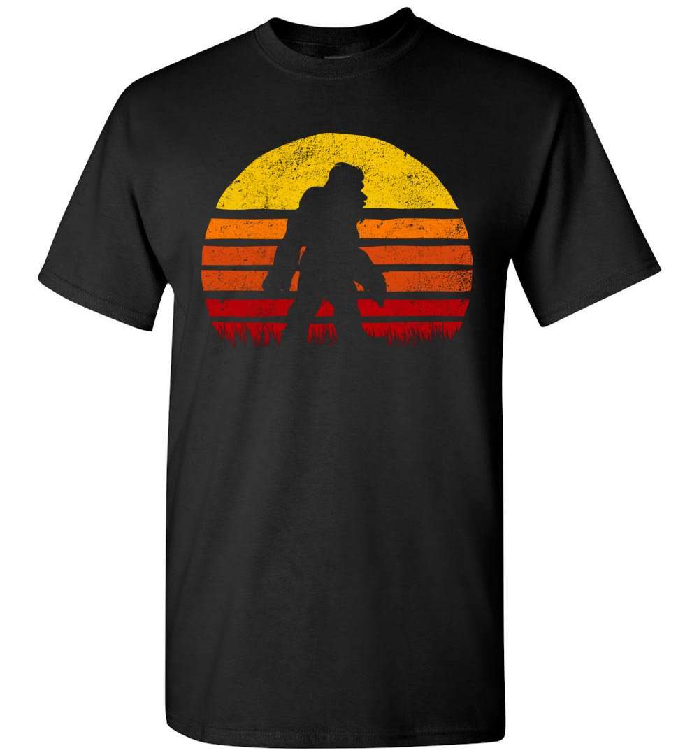 RobustCreative-Bigfoot Sasquatch Retro Sunset T-shirt Sun squatchy halloween UFO believer Black