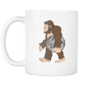 RobustCreative-Bigfoot Sasquatch Carrying Moon - I Believe I'm a Believer - No Yeti Humanoid Monster - 11oz White Funny Coffee Mug Women Men Friends Gift ~ Both Sides Printed
