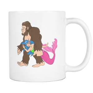 RobustCreative-Bigfoot Sasquatch Carrying Mermaid - I Believe I'm a Believer - No Yeti Humanoid Monster - 11oz White Funny Coffee Mug Women Men Friends Gift ~ Both Sides Printed