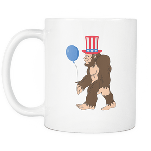 RobustCreative-Bigfoot Sasquatch Baloon - 4th of July American Pride Apparel - Merica USA Pride - 11oz White Funny Coffee Mug Women Men Friends Gift ~ Both Sides Printed