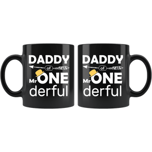 RobustCreative-Daddy of Mr Onederful  1st Birthday Baby Boy Outfit Black 11oz Mug Gift Idea